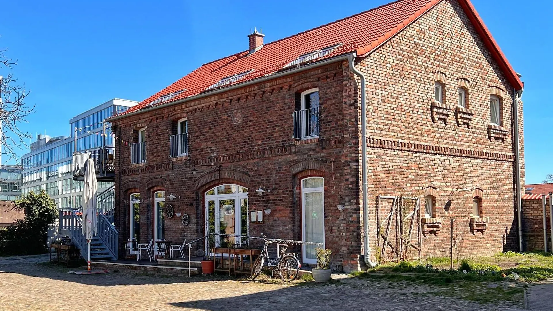 Das Jaartn Schoenefeld
